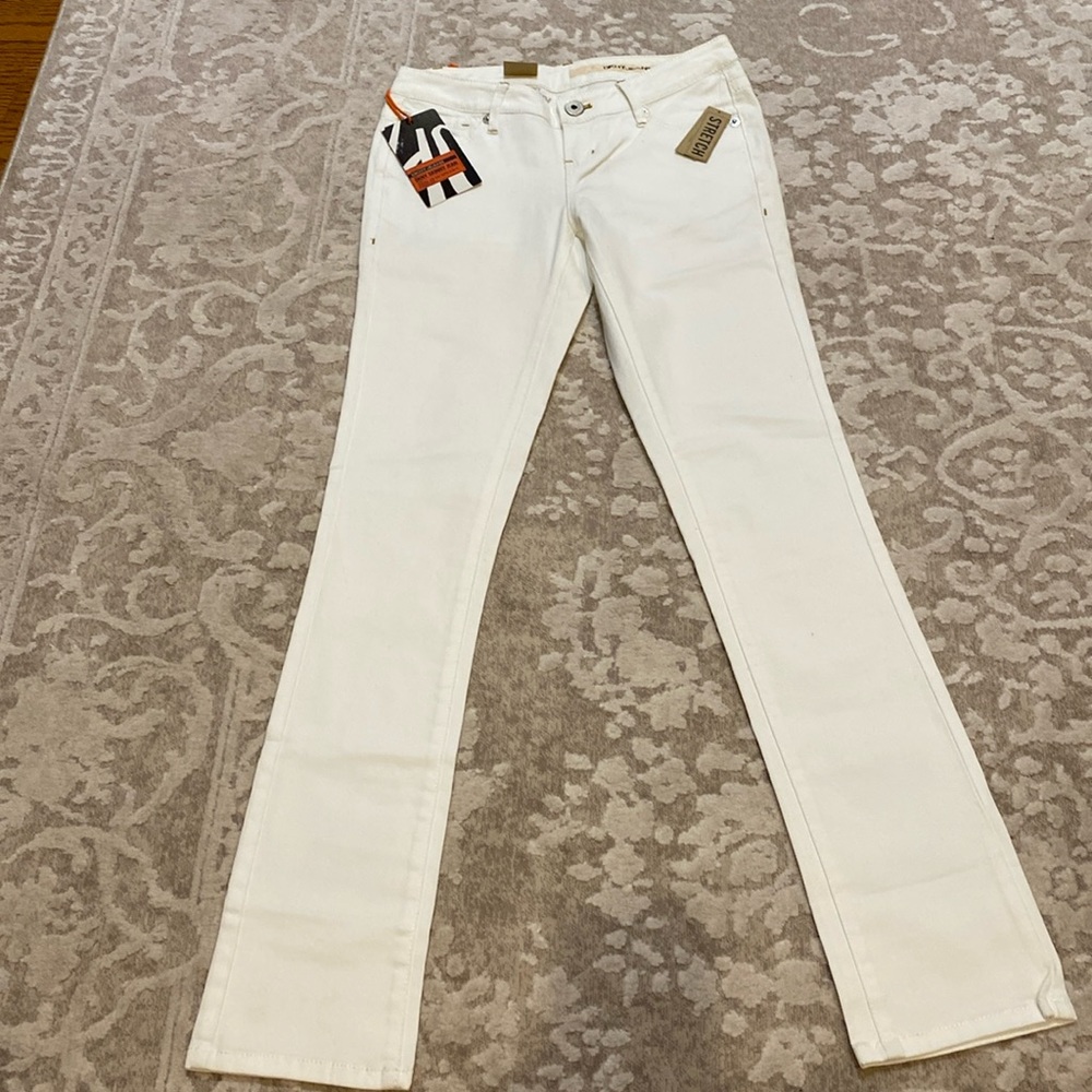DKNY White skinny jeans